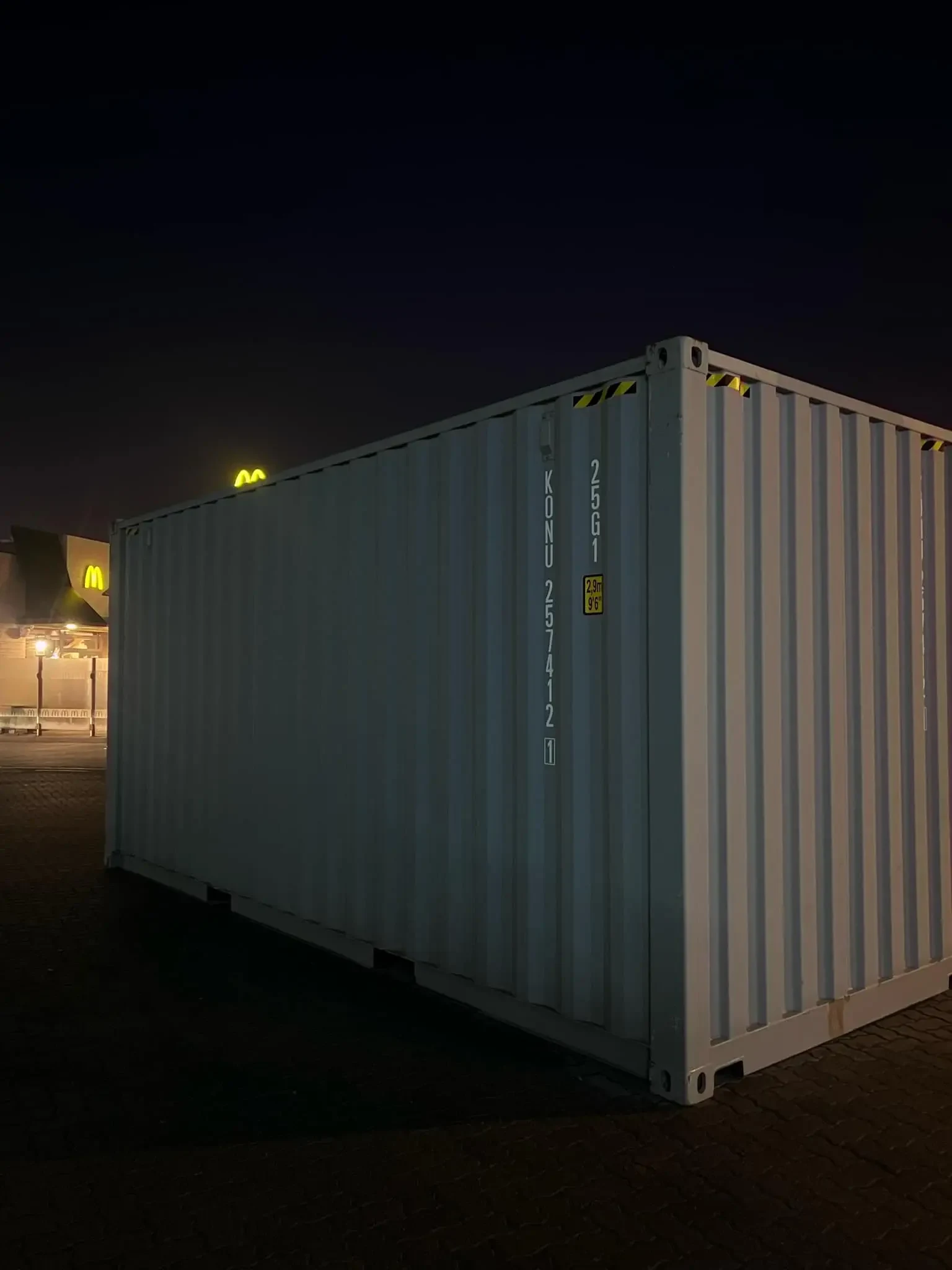 kontener-magazynowy-1-2